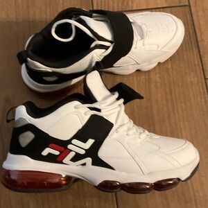 Fila White and Black Sneakers with Red Accents Men’s 11.5